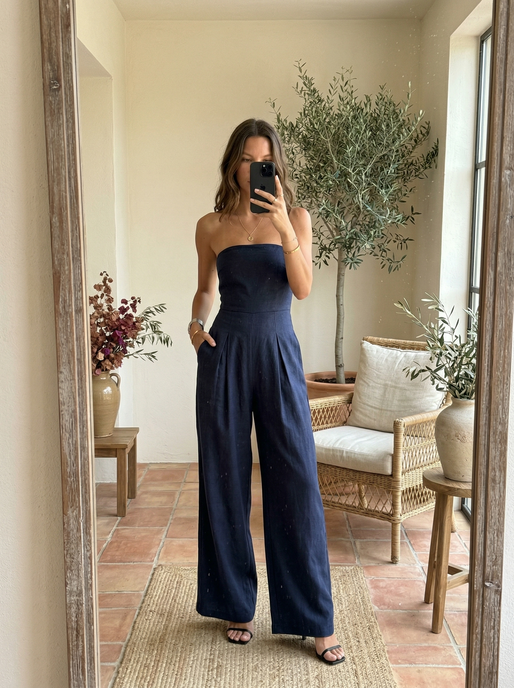 Ainara | Jumpsuit sin tirantes de pierna ancha